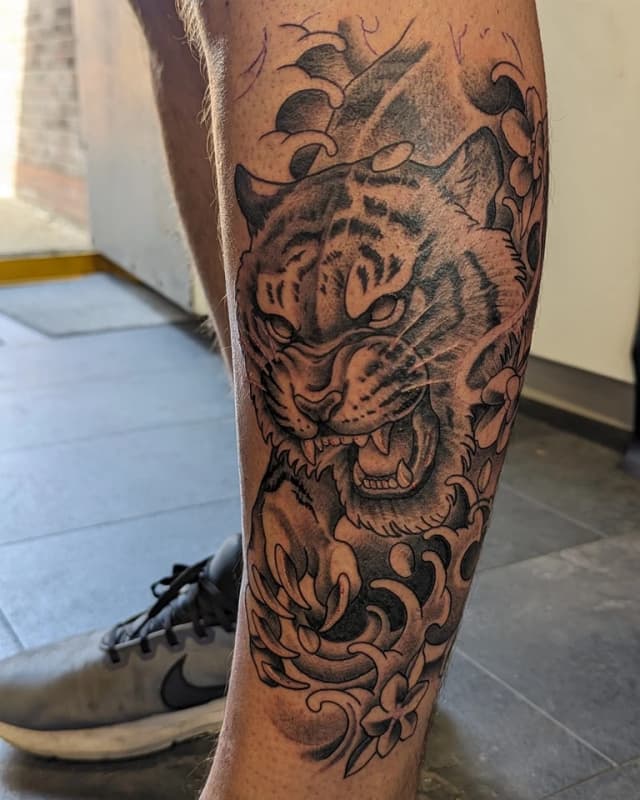 neotrad tattoo 1